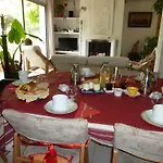 La Genestiere Bed & Breakfast Clermont-lʼHérault