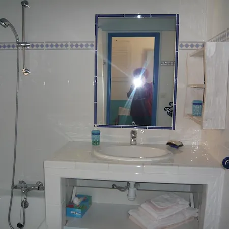 La Genestiere Bed & Breakfast *
